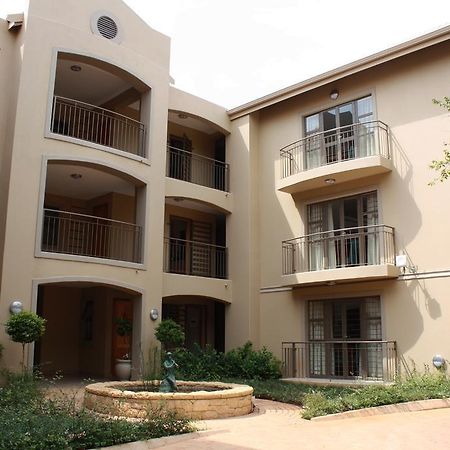 Faircity Grosvenor Gardens Pretoria-Noord Dış mekan fotoğraf