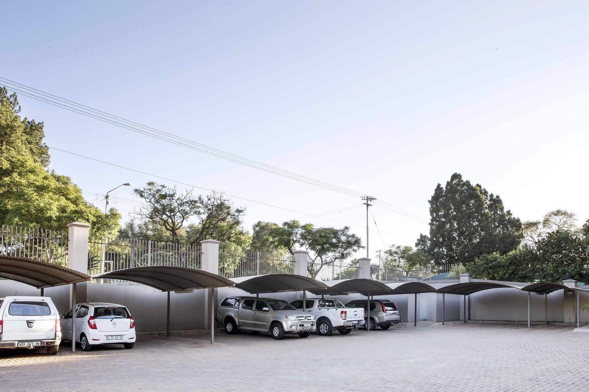 Faircity Grosvenor Gardens Pretoria-Noord Dış mekan fotoğraf